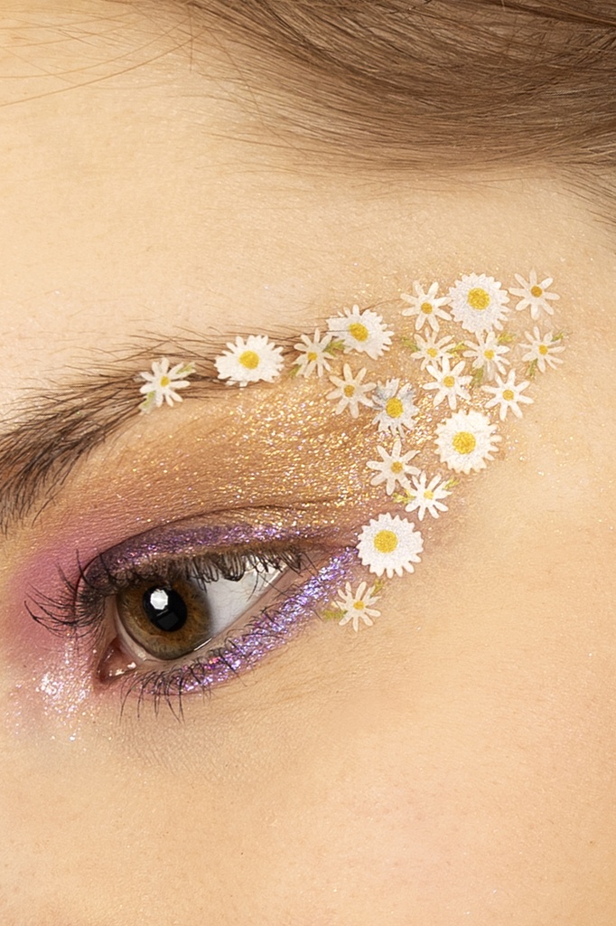 PXP pressed chunky flowers daisies mix cream